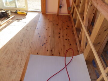 素足で歩きたくなる床 アイチャッチ 素足で歩きたくなる床 アイチャッチ