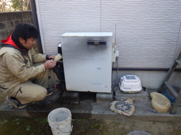 冷え込みが緩んだら要注意!忍び寄る「じわじわ漏水」 アイチャッチ 冷え込みが緩んだら要注意!忍び寄る「じわじわ漏水」 アイチャッチ